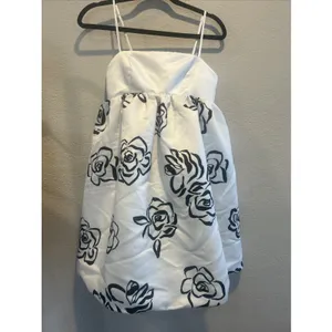 Maeve Anthropologie Square Neck Babydoll Mini Dress White Black Rose Print XS thumbnail 2
