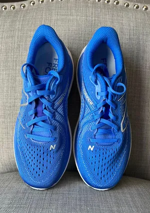 New Balance 860 thumbnail 2