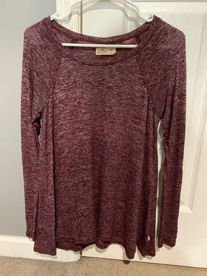 Hollister Tshirt thumbnail 2