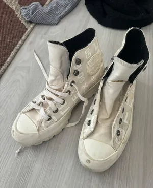 White High top thumbnail 1