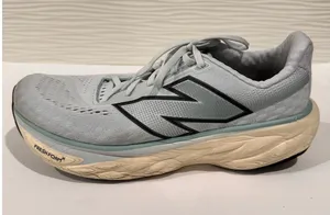 New Balance Fresh Foam X 1080 v13 Women 9 Light Blue Good Running Shoes W108013D thumbnail 1