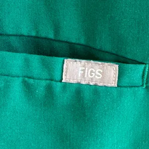 Figs Women's Teal green‎ Short Sleeve V-Neck scrub top Small style# FW1100 thumbnail 4
