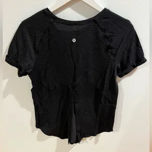 Lululemon TIED & TRUE TEE! thumbnail 3