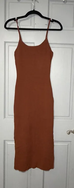 Brown Spaghetti-Strap ribbed fitted bodycon Dress thumbnail 1
