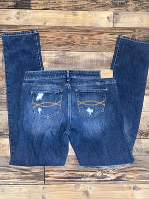 Abercrombie & Fitch Medium Blue Straight-Leg Women’s Jeans thumbnail 4