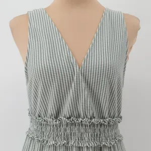 American‎ Eagle Green Gingham Dress Womens Size M Ruffle Smocked Waist Tiered thumbnail 2