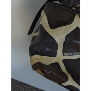Dooney and Bourse Giraffe Print Tote Bag June Monza Coated Canvas Shoulder Purse thumbnail 11