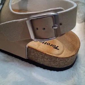 NEW Torotto Beige Double-Buckle Cork Sandals Women Size 8 Men Size 6.5 Cushioned thumbnail 3