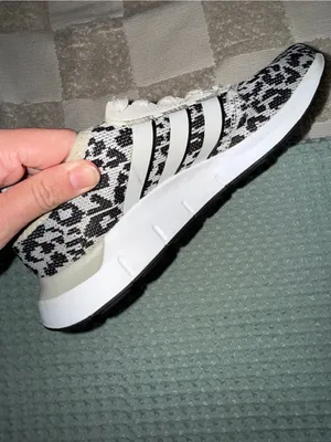 adidas Originals Women's Swift Run X sneakers size 7.5 thumbnail 7