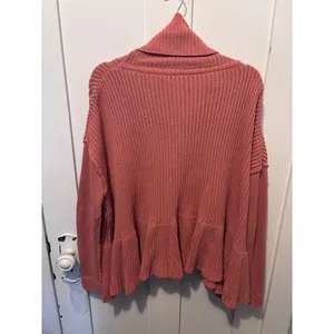 Free People Oversized Layer Cake Sweater L Dusty Rose coastal grandmother thumbnail 3