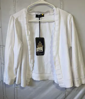 White Open-Front Crochet-Trim Women’s Top thumbnail 1