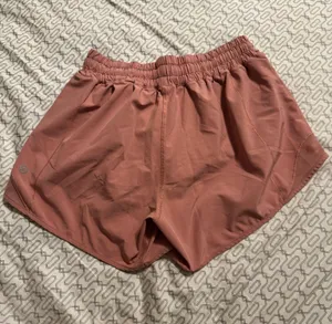 Lululemon hottie hot shorts thumbnail 2