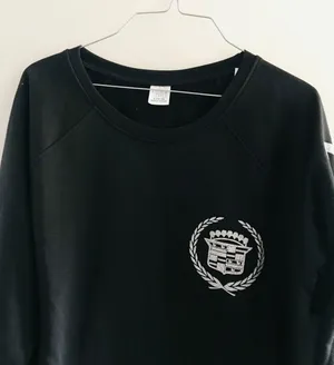 Cadillac Sweatshirt Size XL thumbnail 3