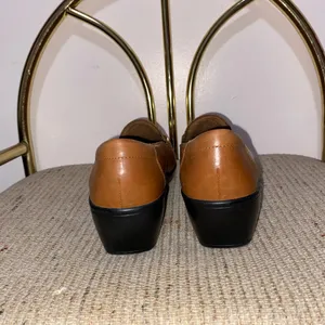 Clarks - Brown Leather Slip-On Loafers thumbnail 4
