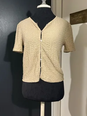 Mango Beige Textured Short-Sleeve Button Cardigan with Mother of Pearl Buttons thumbnail 1