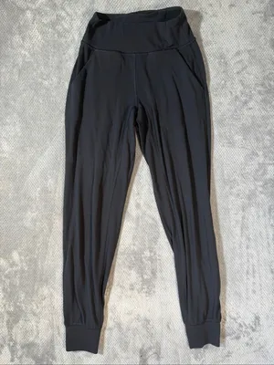 Lululemon Align Size 2 Black High Rise Pocket Jogger Cuffed Athletic Pants thumbnail 3