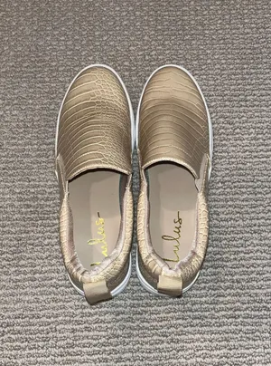 Lulus Sneakers thumbnail 5