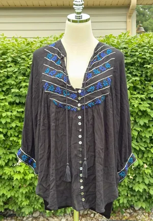 Free People Embroidered Boho Tunic Top Black Blue Festival Peasant Indie Artisan thumbnail 1
