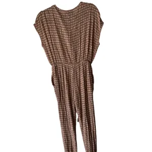 Vici Jumpsuit Womens Small Brown White Short‎ Sleeve Waist Tie Soft Rayon Romper thumbnail 2