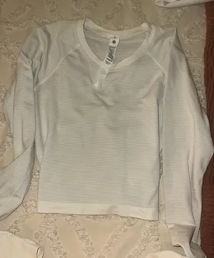 Lululemon Swiftly Long Sleeve Cropped thumbnail 1