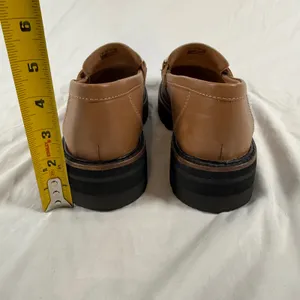 Clarks Orianna Edge Tan Cream Leather Chain Lug Sole Loafers Academia Fall 9.5M thumbnail 7