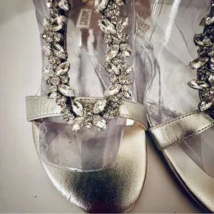 Badgley Mischka Embellished Feather Crystal Rhinestone Flat Sandals Womens Sz 9 thumbnail 10