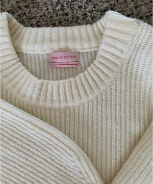 Urban Outfitters sweater thumbnail 2