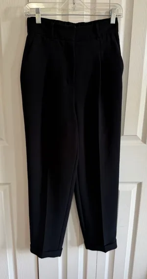 Aritzia Wilfred Crepe Pants Cropped Black Size 2 thumbnail 1