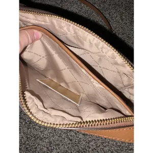 Michael Kors Jet Set Signature Brown Crossbody Bag thumbnail 8
