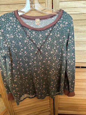 7th Ray Green Floral Knit Long Sleeve Top with Dusty Pink Trim Large thumbnail 1