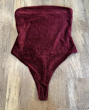 NWOT Nordstrom Naked Wardrobe Burgundy Red Velvet Strapless Bodysuit Small Top thumbnail 1