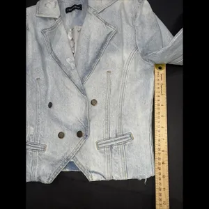 Revolve Retrofête Vivienne‎ Denim Distressed Preppy Designer Jacket SMALL thumbnail 15