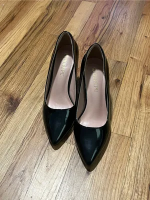 BUEUPU Black Patent Pointed Toe Heels Size 7.5 | Classic Dress Pumps thumbnail 2