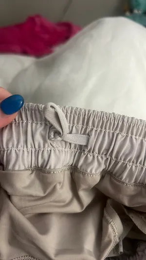 lululemon ivory shorts thumbnail 3