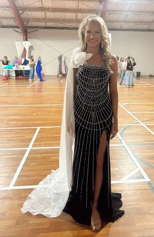 Jonathan Kayne size 0 black and white dress thumbnail 1