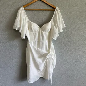 Selfie Leslie Aphrodite Molded Bust‎ Angel Sleeve Wrap Dress Size XXL NWT thumbnail 3