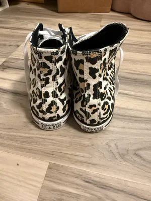 Cheetah Print Converse thumbnail 3