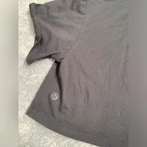 Lululemon Black Women's Crop Top thumbnail 7