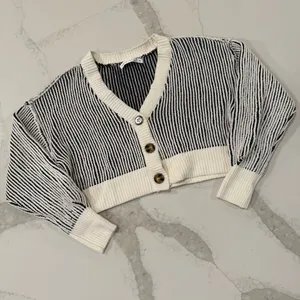 Altar’d State Maria Ribbed Chenille Balloon Sleeve Cardigan Sweater Women’s XXS thumbnail 3