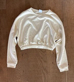 gymshark pale yellow long sleeve crop cropped pullover sweatshirt thumbnail 1