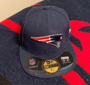 New Era New England Patriots Fitted Baseball Cap 7 1/4 thumbnail 1