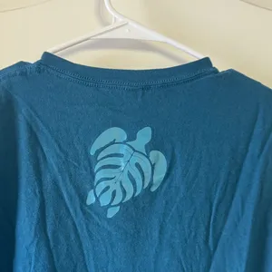 Women's Teal V-Neck Short Sleeve Turtle Bay Tee / A60 thumbnail 4