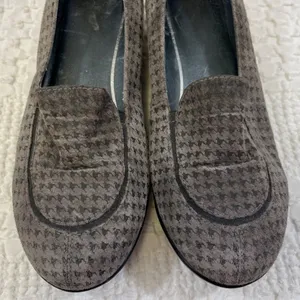 Dansko Women's Grey Shoes/Slip-ons/1.5In. Heel Sz 40 SKU 4615 thumbnail 3