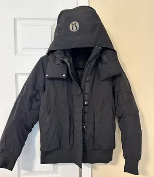 Lululemon Winter Warrior Bomber Insulated Jacket thumbnail 1