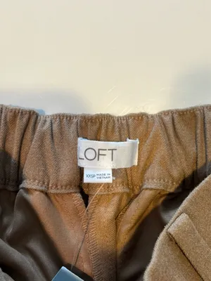 LOFT barrel leg dress pants petite thumbnail 4