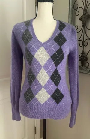 Apt 9 100% Cashmere Sweater Argyle Pattern V Neck Pullover purple and grey thumbnail 1