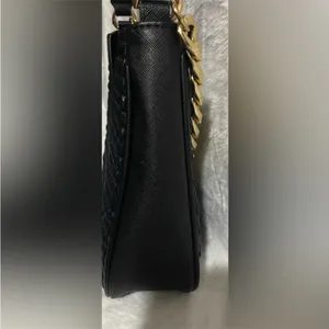 Aldo Black Textured Faux Leather Shoulder Bag Chunky Chain Detail and Lion Logo thumbnail 6