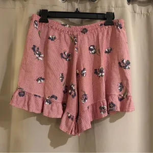 Women’s Floral Red Shorts(Source Unknown) thumbnail 1