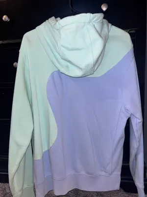 Hoodie thumbnail 3