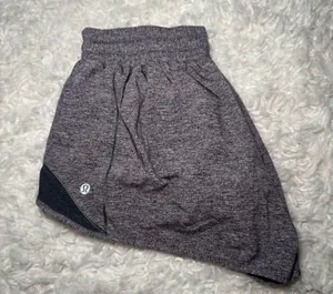 Lululemon Hotty Hot Shorts thumbnail 2